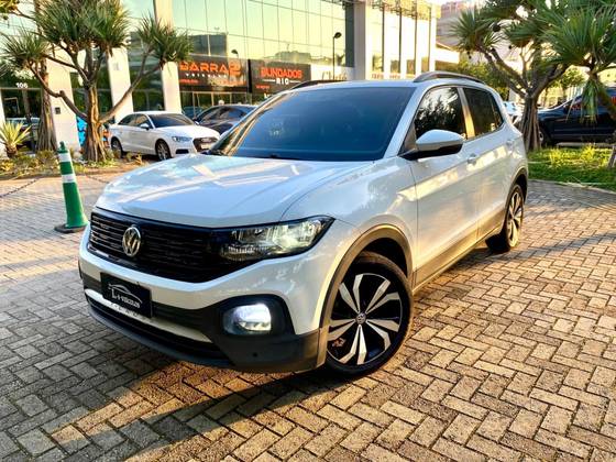 VOLKSWAGEN T-CROSS 1.0 200 TSI TOTAL FLEX AUTOMÁTICO VOLKSWAGEN T-CROSS 1.0 200 TSI TOTAL FLEX AUTOMÁTICO